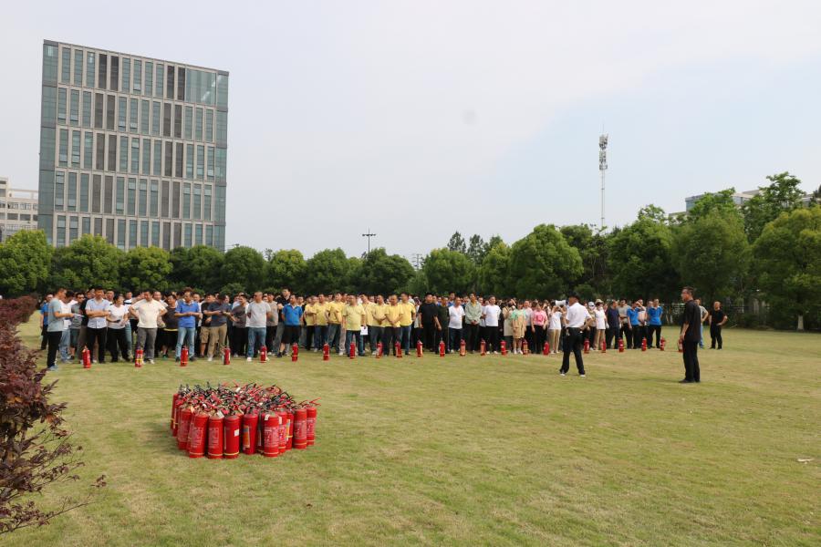 2025年澳门正规电子游戏平台海宁工厂消防演习 (12).jpg